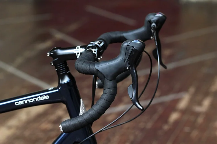 Cannondale bicycle handlebars